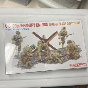 Dragon 1/35 WWII D-Day figure kit, new sealed, U.S. 29th Infantry Division Omaha